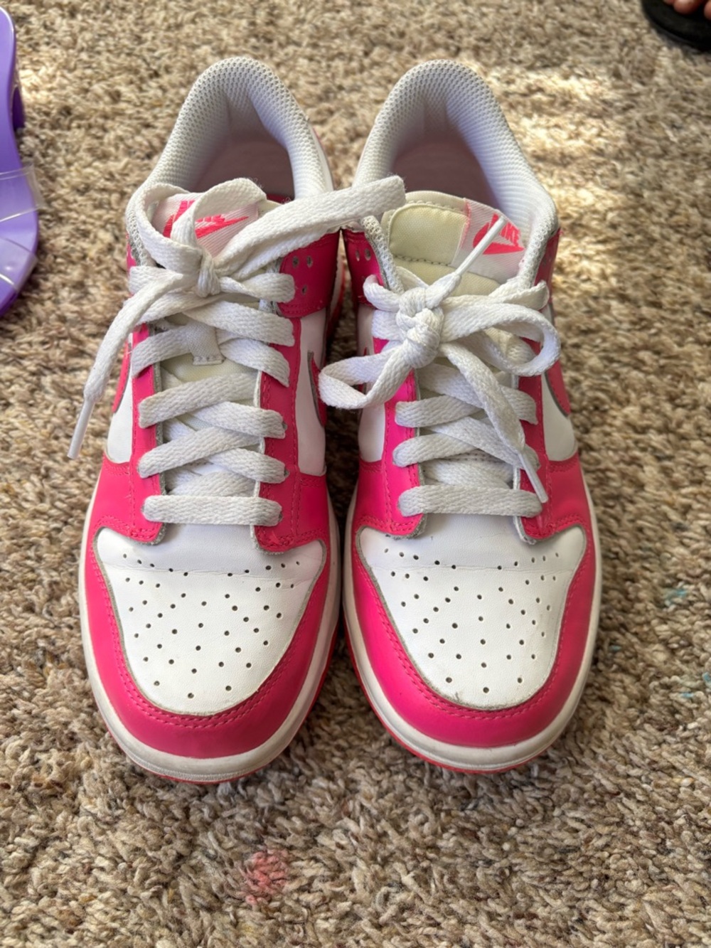 Nike Dunk Low Fuchia - Picture 3 of 4
